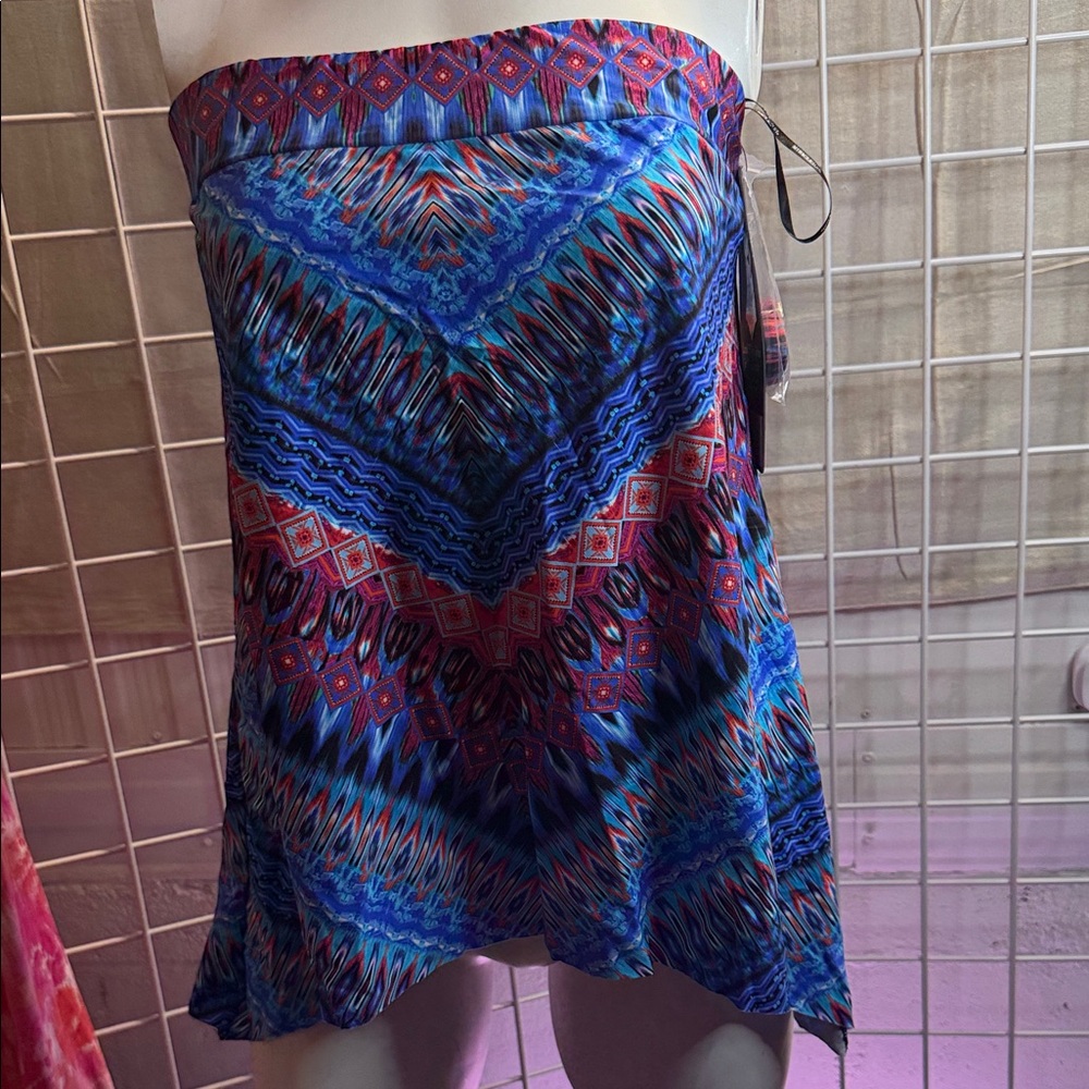 Miraclesuit Vibrant Blue and Red One Piece Top builds in bra sz 8